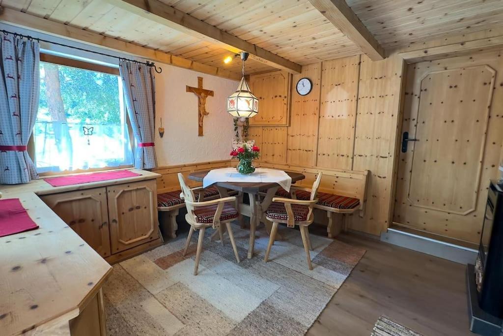 Landhaus Alpenglueck Axams Eksteriør billede